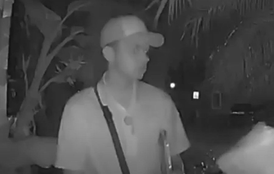 You are currently viewing Burglar Breaks In, Announces He’s “Broward Sheriff’s Office” As He Smashed His Way Into Tamarac Home