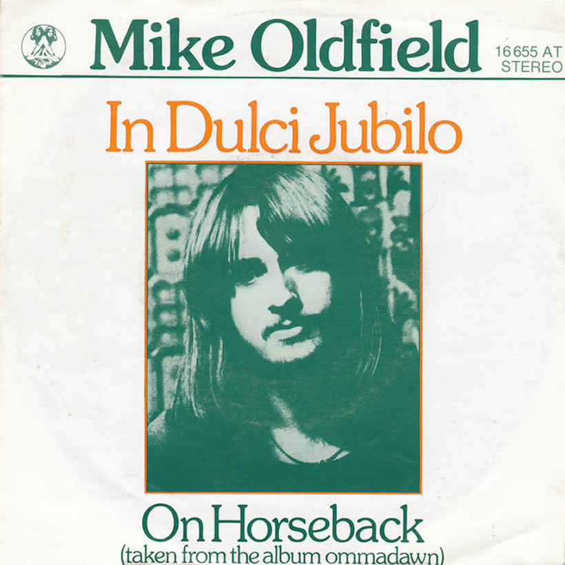 You are currently viewing ‘In Dulci Jubilo’: Mike Oldfield’s Jubilant Christmas Music