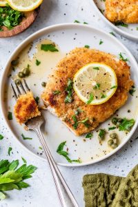 Read more about the article Chicken Piccata (Skillet or Air Fryer)